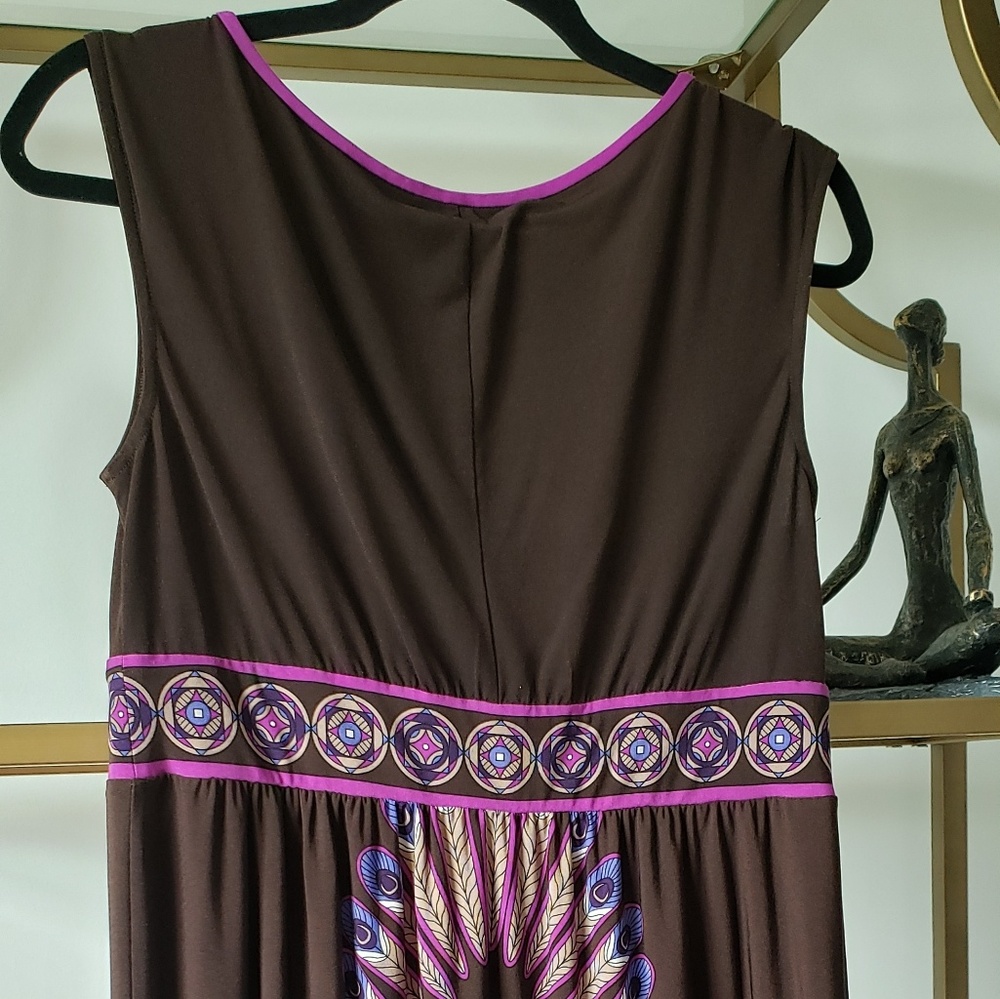 Dress - Picture 6 of 7